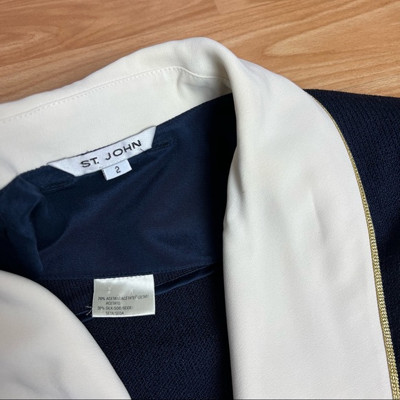 ST JOHN Vintage Signature Knit Navy Jacket with removable white collar size 2 - Picture 5 of 9